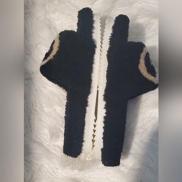 Authentic Gucci Interlocking G Eileen Teddy Shearling Slides SZ 10 - Picture 9 of 16